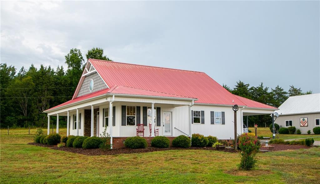 6261 Union Ridge Road Burlington, NC 27217 - Photo 3 of 34 Gallery Image 3