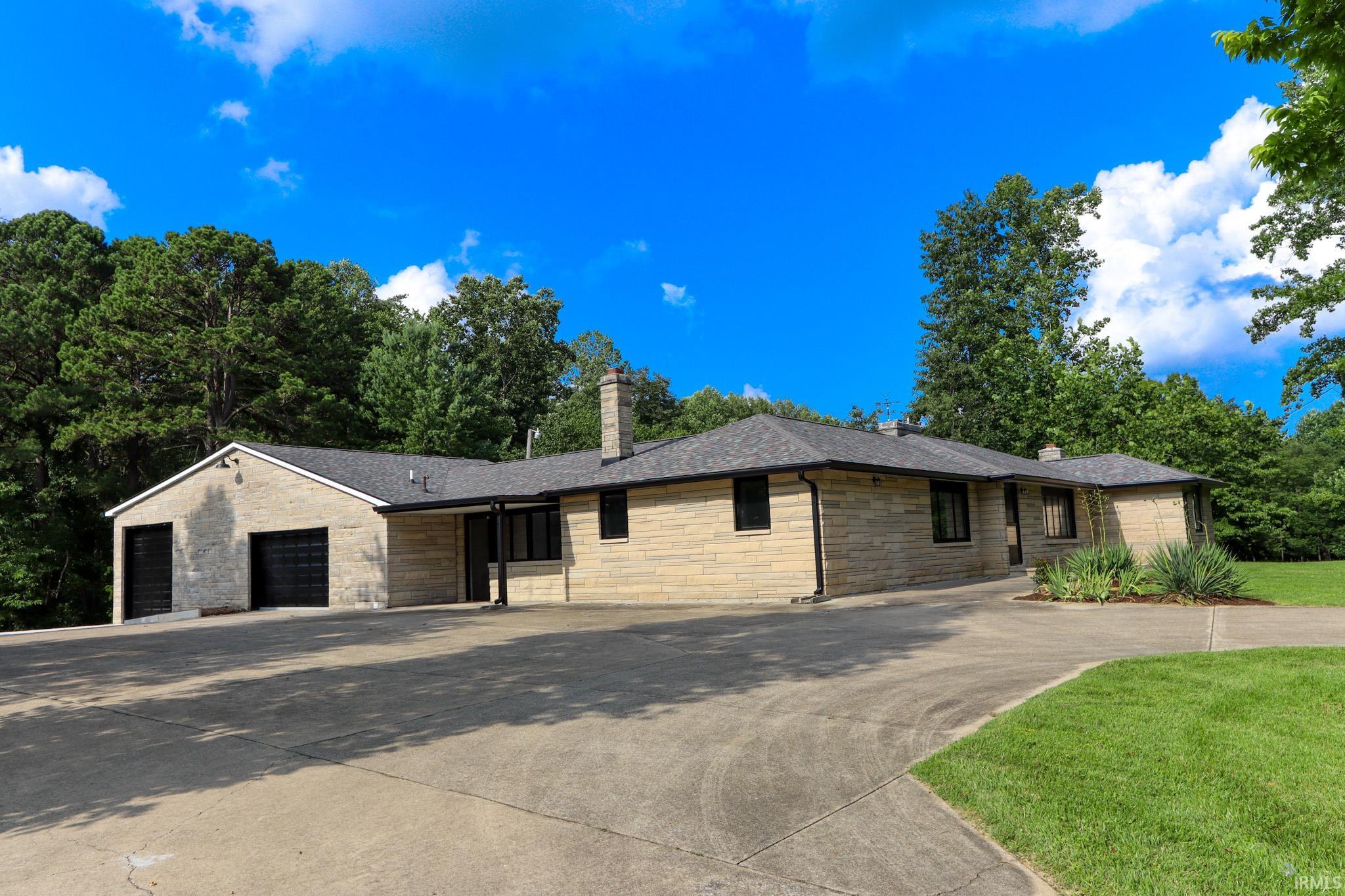 3561 East Stipp Road Bloomington, IN 47401 - Photo 22 of 36