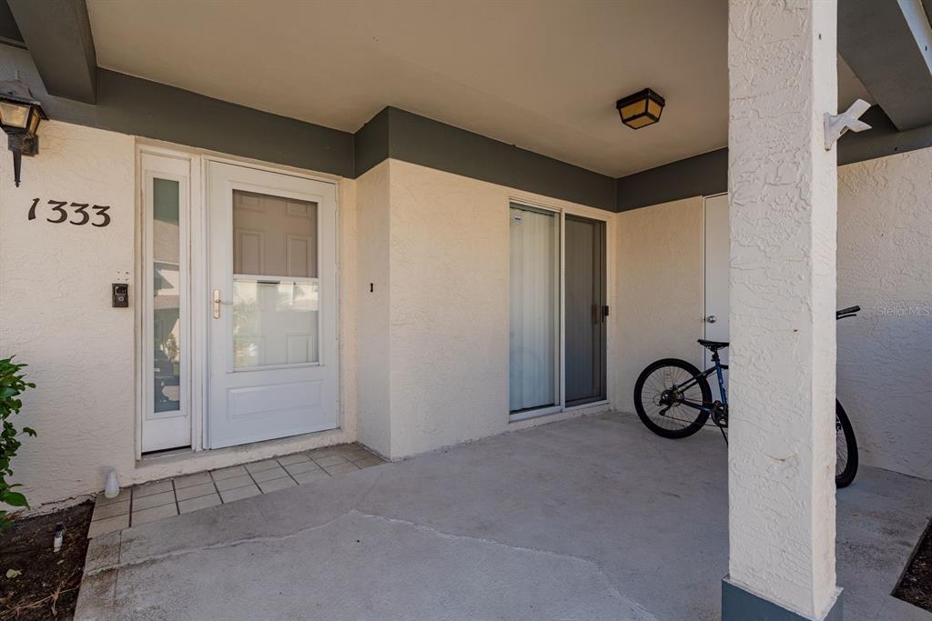 1333 McMullen Booth Road, Unit 1333 Clearwater, FL 33759 - Photo 3 of 26 a view of an empty room