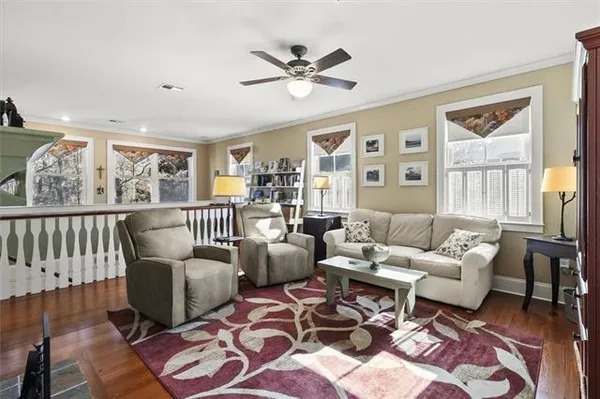 $569,000 | 325 Coffee Street, Mandeville, LA 70448