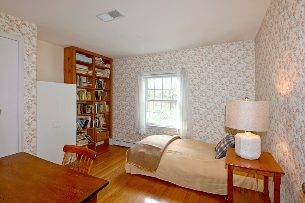 167 Hayward Mill Road Concord, MA 01742 - Photo 11 of 18