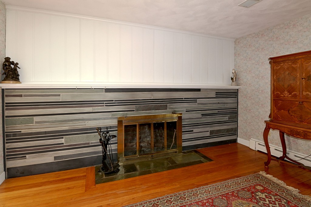 167 Hayward Mill Road Concord, MA 01742 - Photo 3 of 18