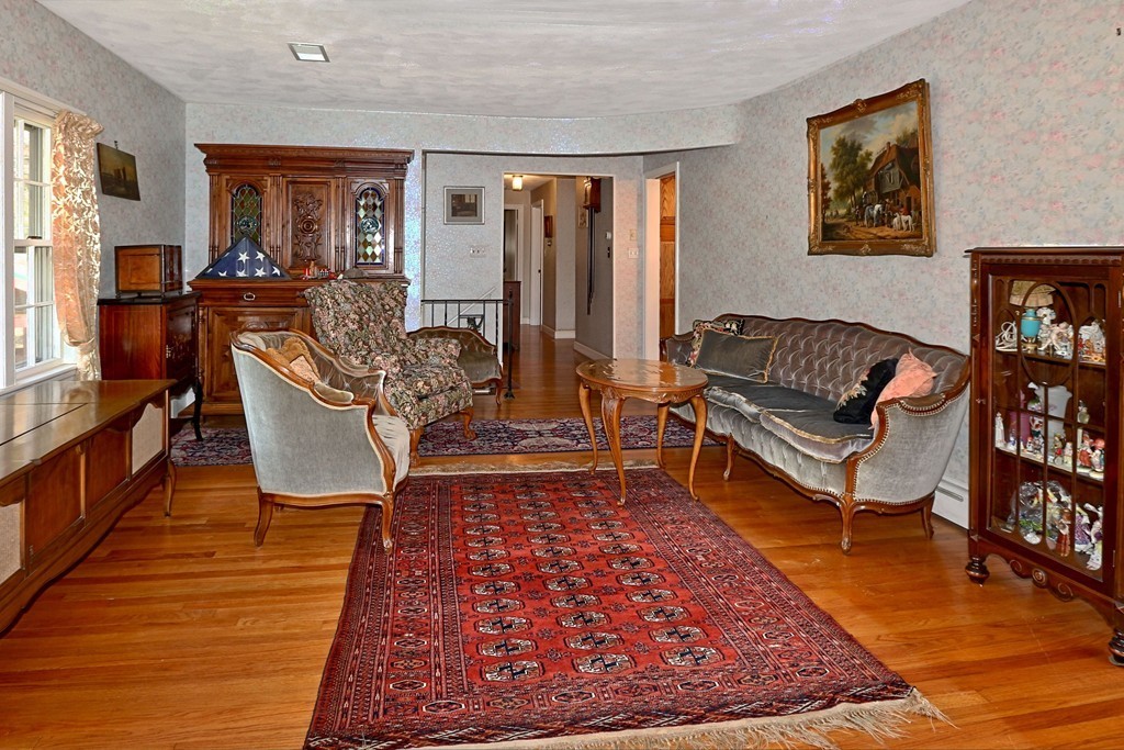 167 Hayward Mill Road Concord, MA 01742 - Photo 4 of 18