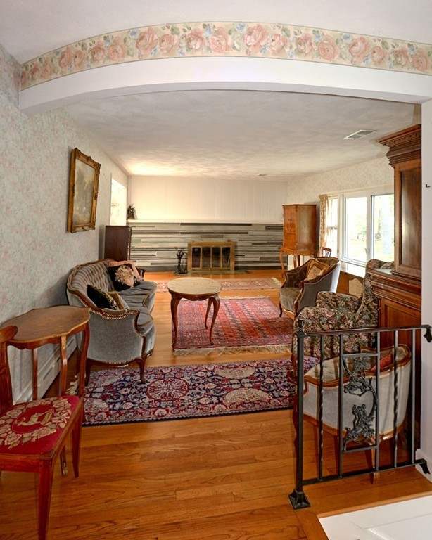 167 Hayward Mill Road Concord, MA 01742 - Photo 5 of 18