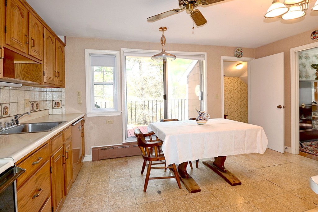 167 Hayward Mill Road Concord, MA 01742 - Photo 8 of 18