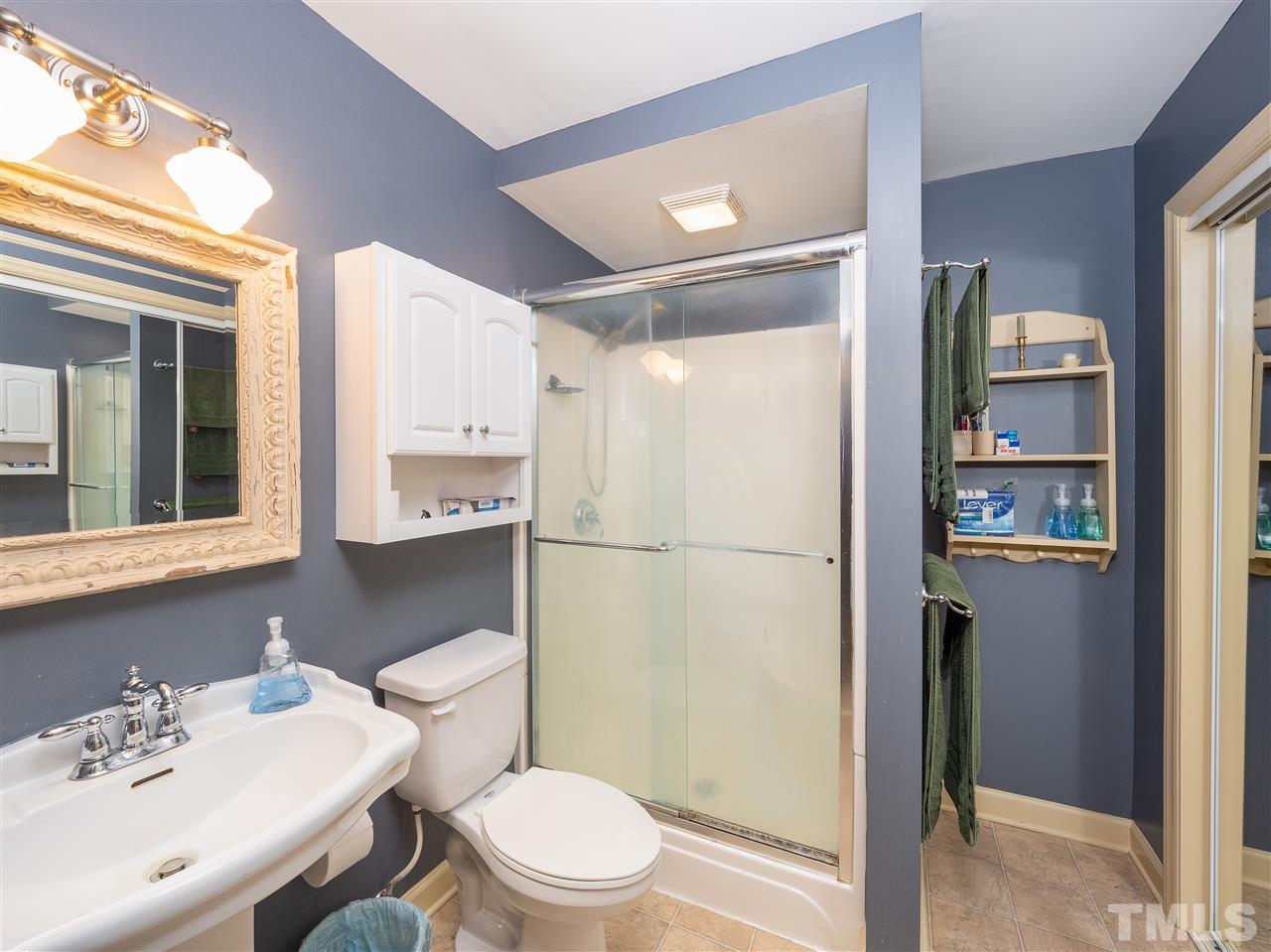 1710 Medfield Road Raleigh, NC 27607 - Photo 12 of 19