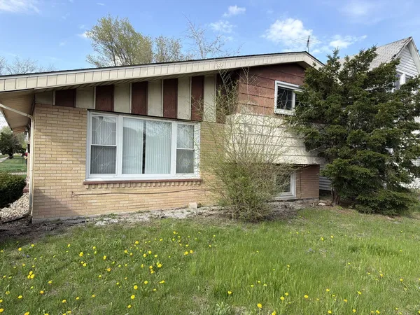 $2,600 | 14941 Evans Avenue, Dolton, IL 60419