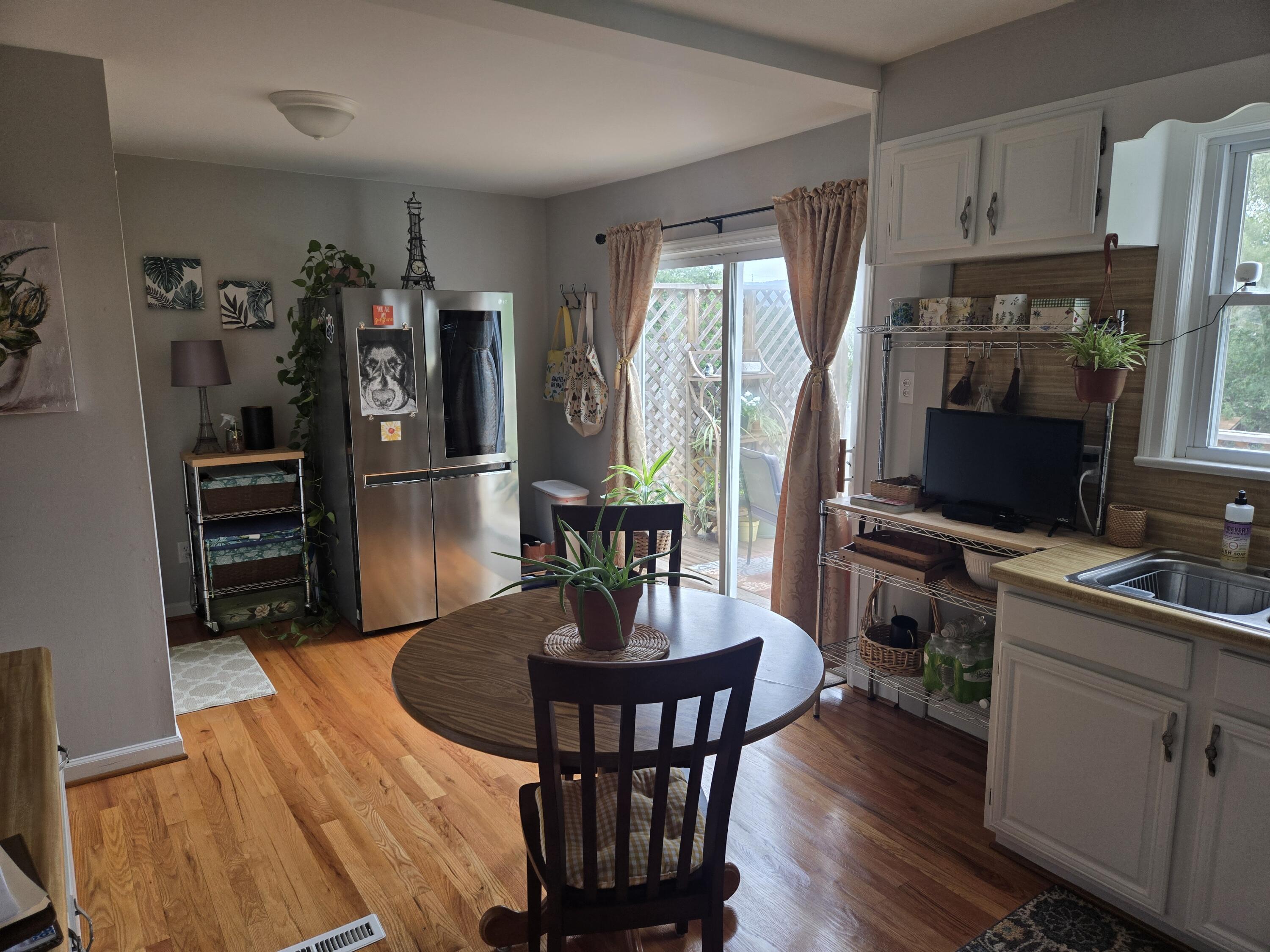 4803 Hazelridge Road Northwest Roanoke, VA 24012 - Photo 8 of 15 1000002982
