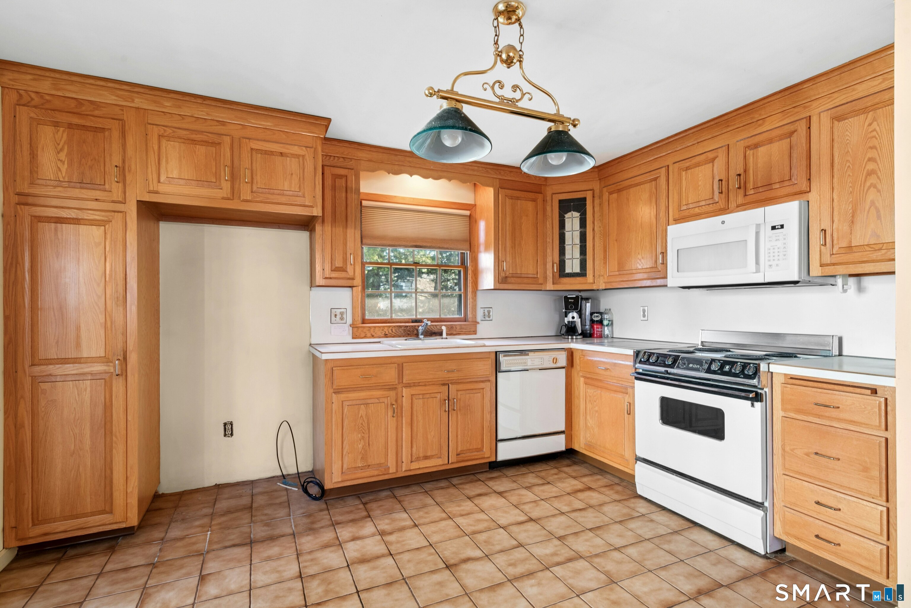 378 High Street Fairfield, CT 06824 - Photo 11 of 23