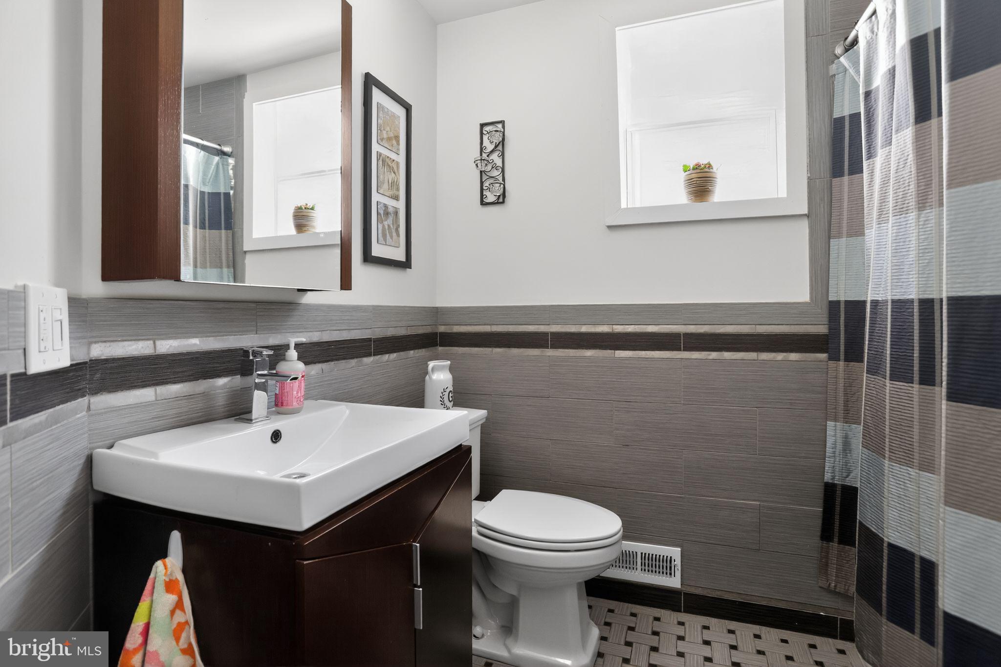 348 Wolf Street Philadelphia, PA 19148 - Photo 27 of 30