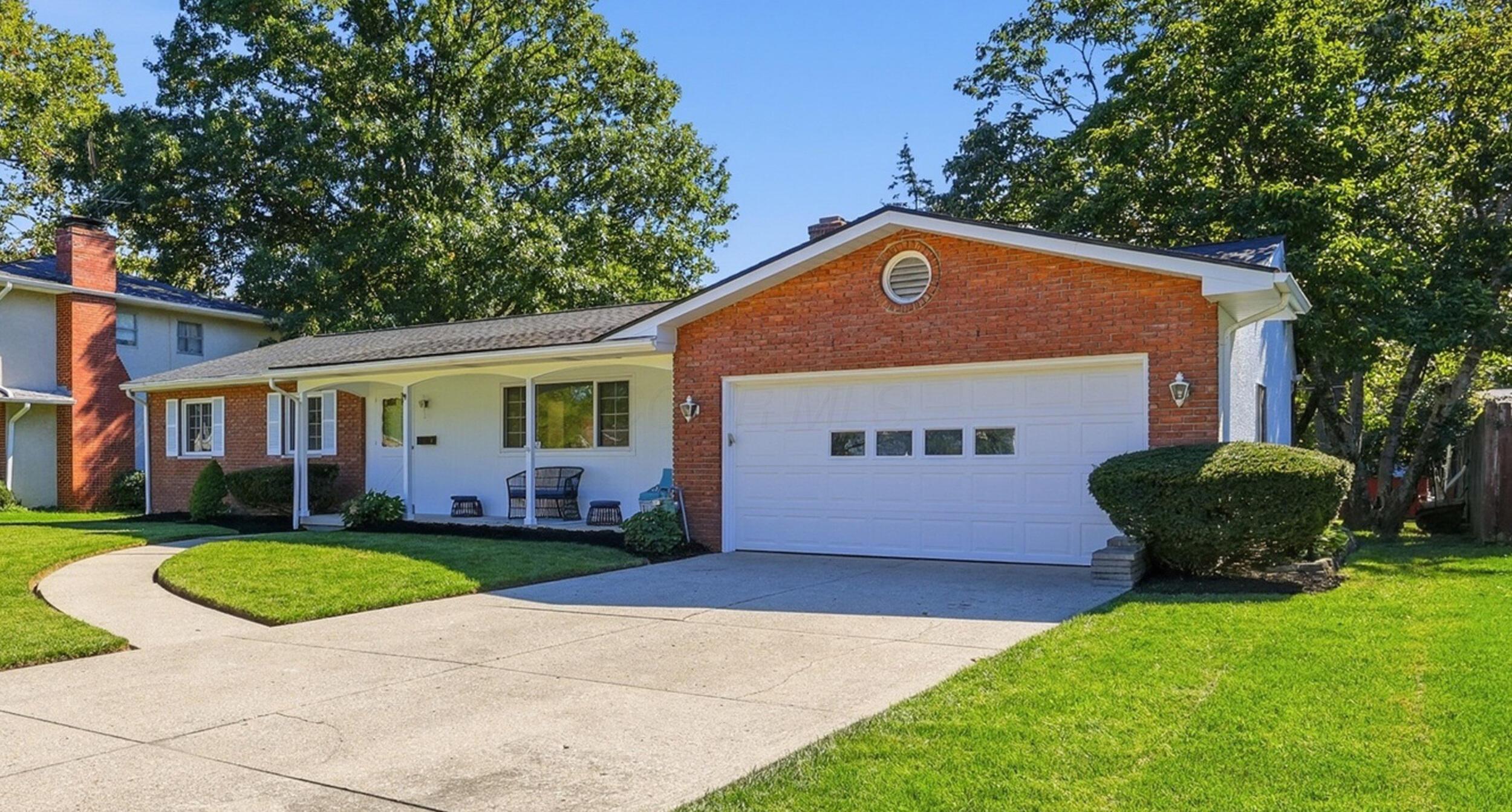 1015 Woodmere Road Columbus, OH 43220 - Photo 3 of 32 3_072a3043
