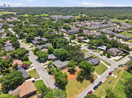 $395,000 | 5317 Redbud Lane, Fort Worth, TX 76114