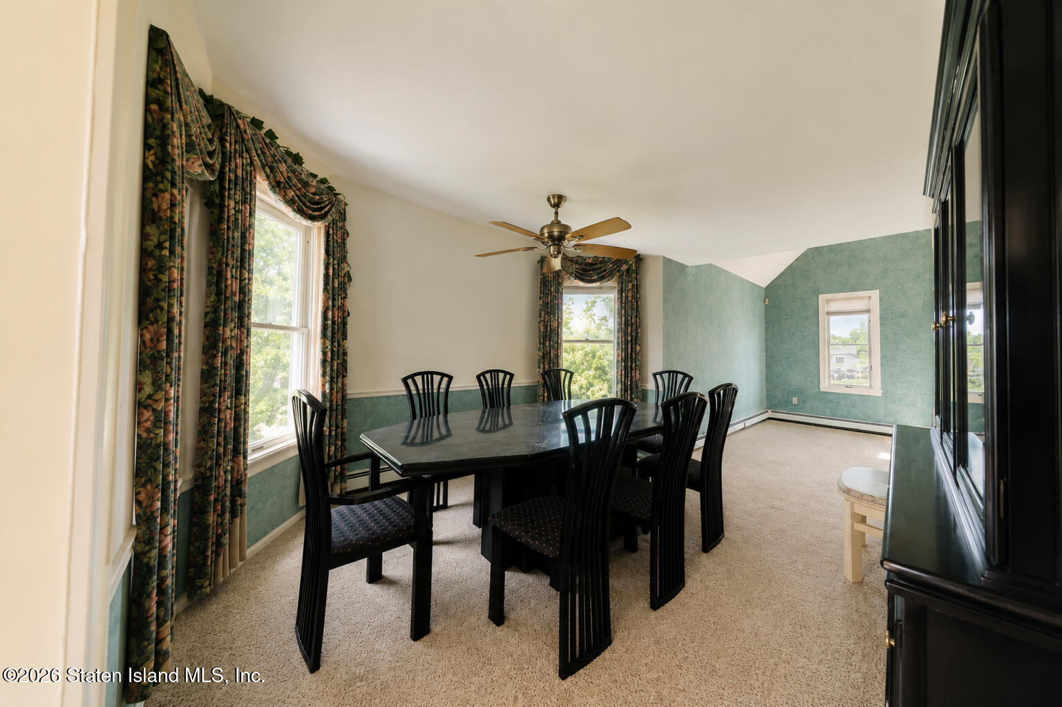5434 Amboy Road Staten Island, NY 10312 - Photo 40 of 61 Dining Room
