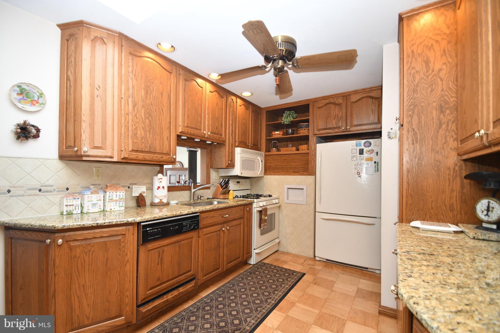 421 Haslett Road Joppa, MD 21085 - Photo 4 of 29 Kitchen
