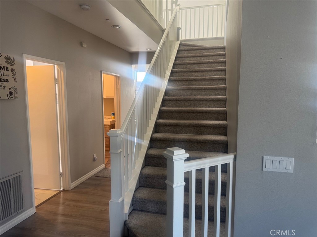 1059 Silvercreek Road Corona, CA 92882 - Photo 24 of 54