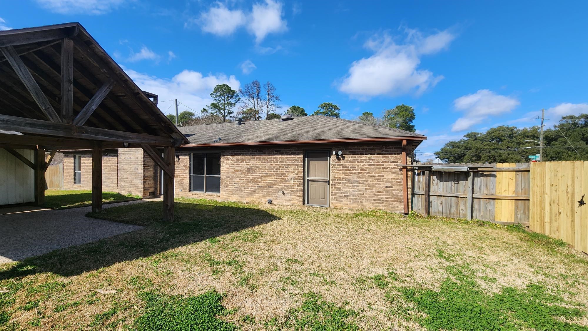 6180 Comstock Road Beaumont, TX 77708 - Photo 11 of 13