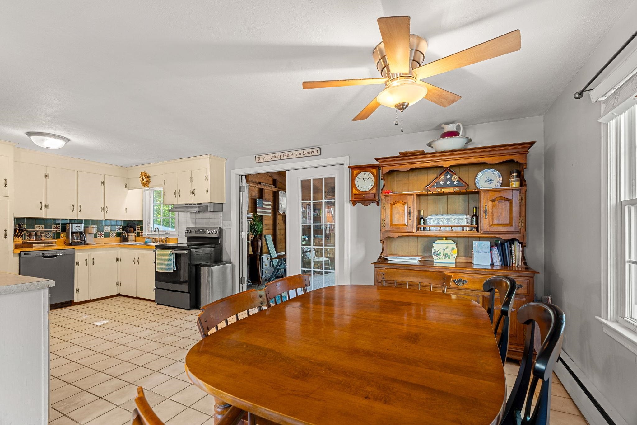 403 High Street Hampton, NH 03842 - Photo 16 of 48