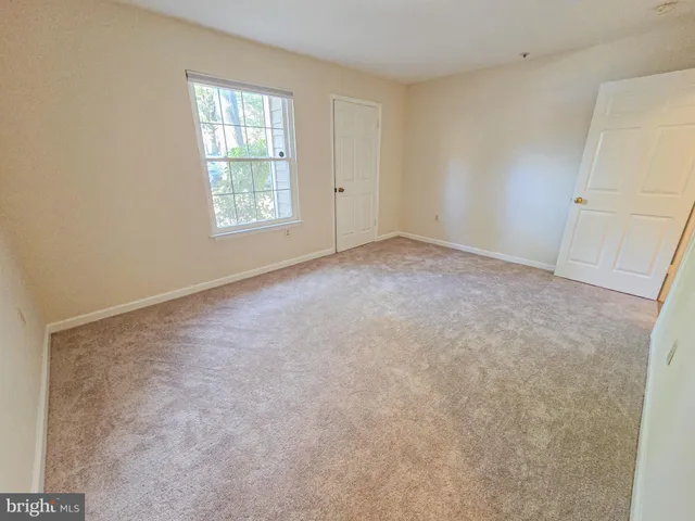 a view of utility room