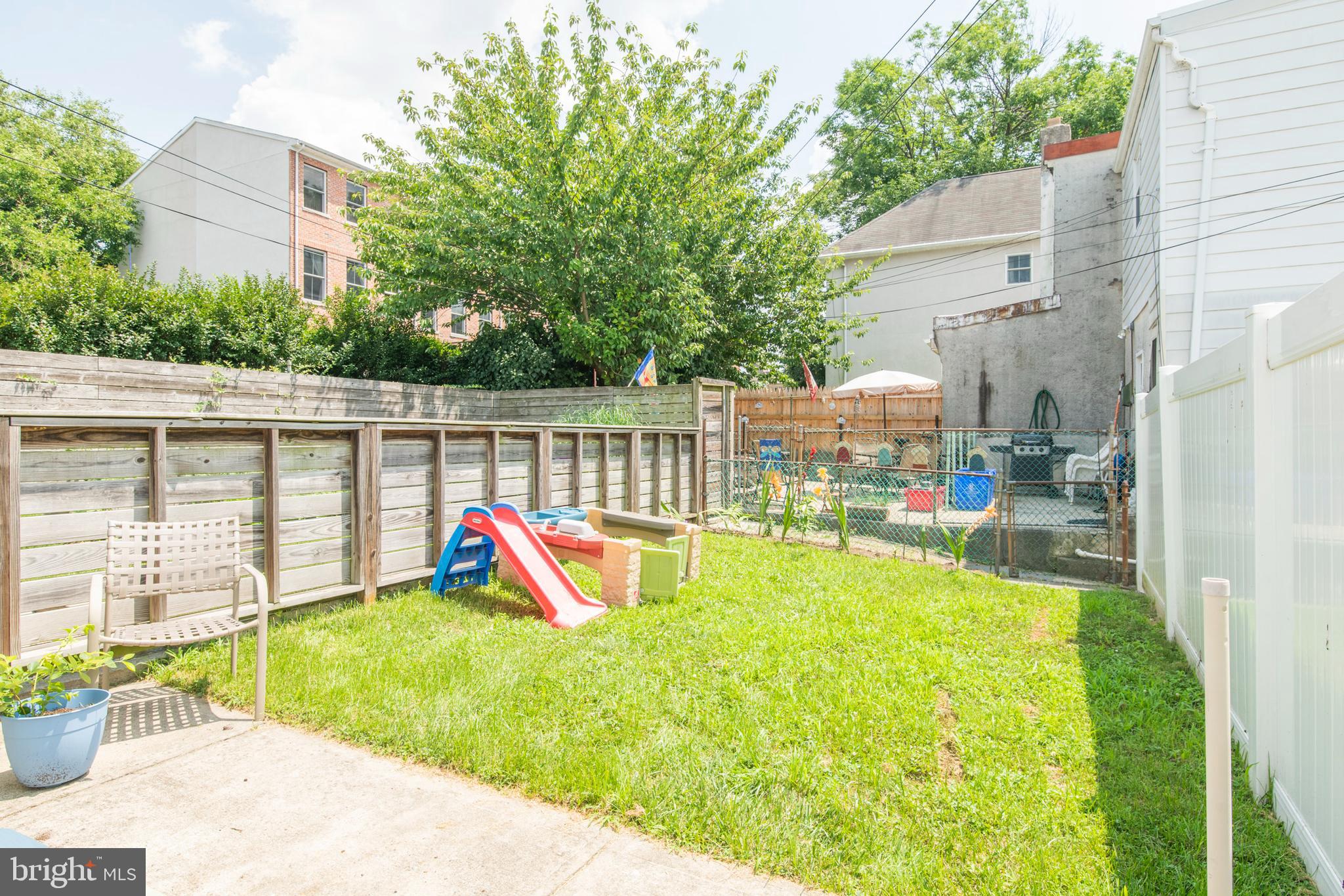 407 Ripka Street Philadelphia, PA 19128 - Photo 18 of 20 Fenced Rear Yard