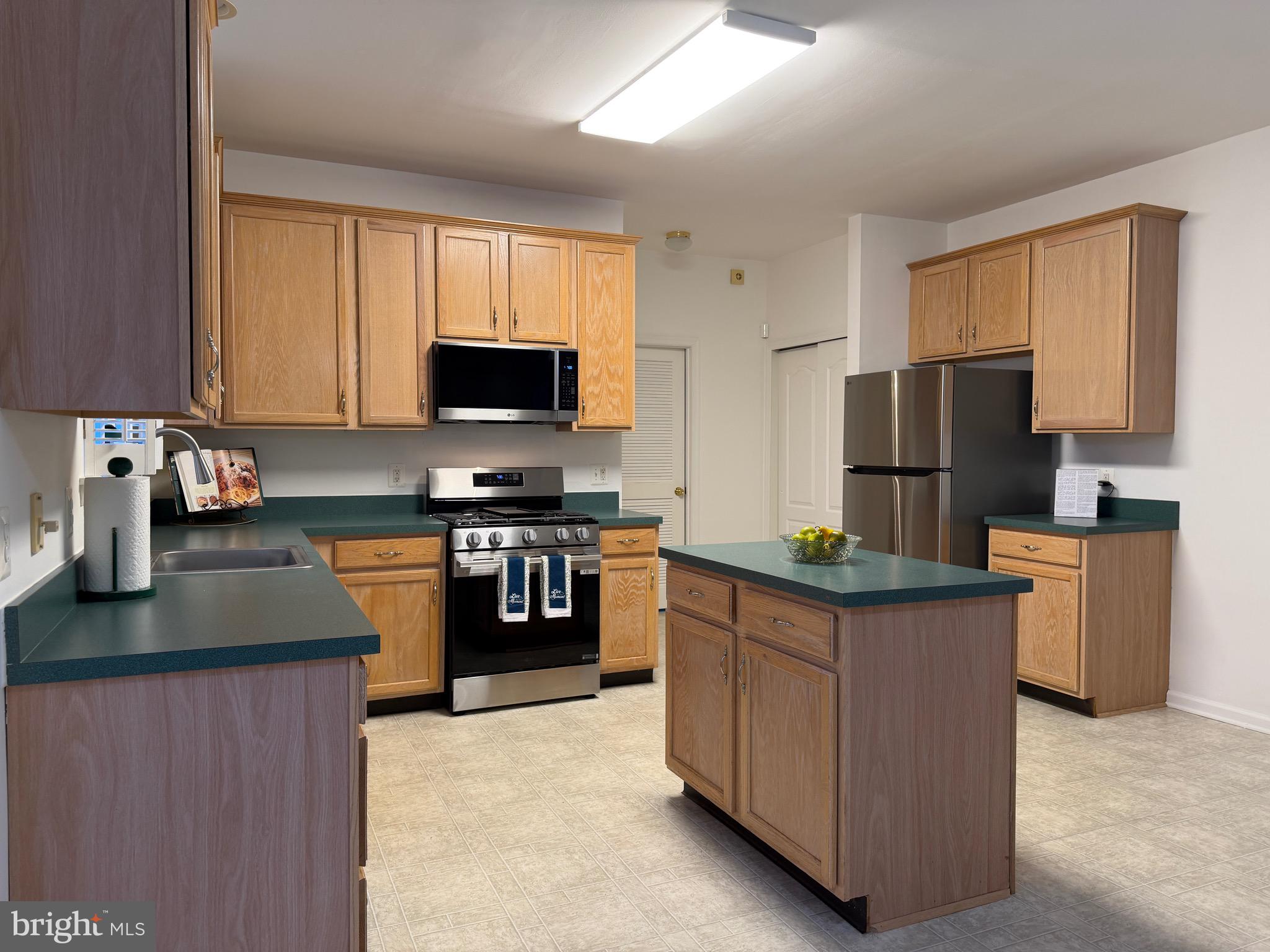 1 Blue Stone Circle Sicklerville, NJ 08081 - Photo 10 of 28 Kitchen View 1