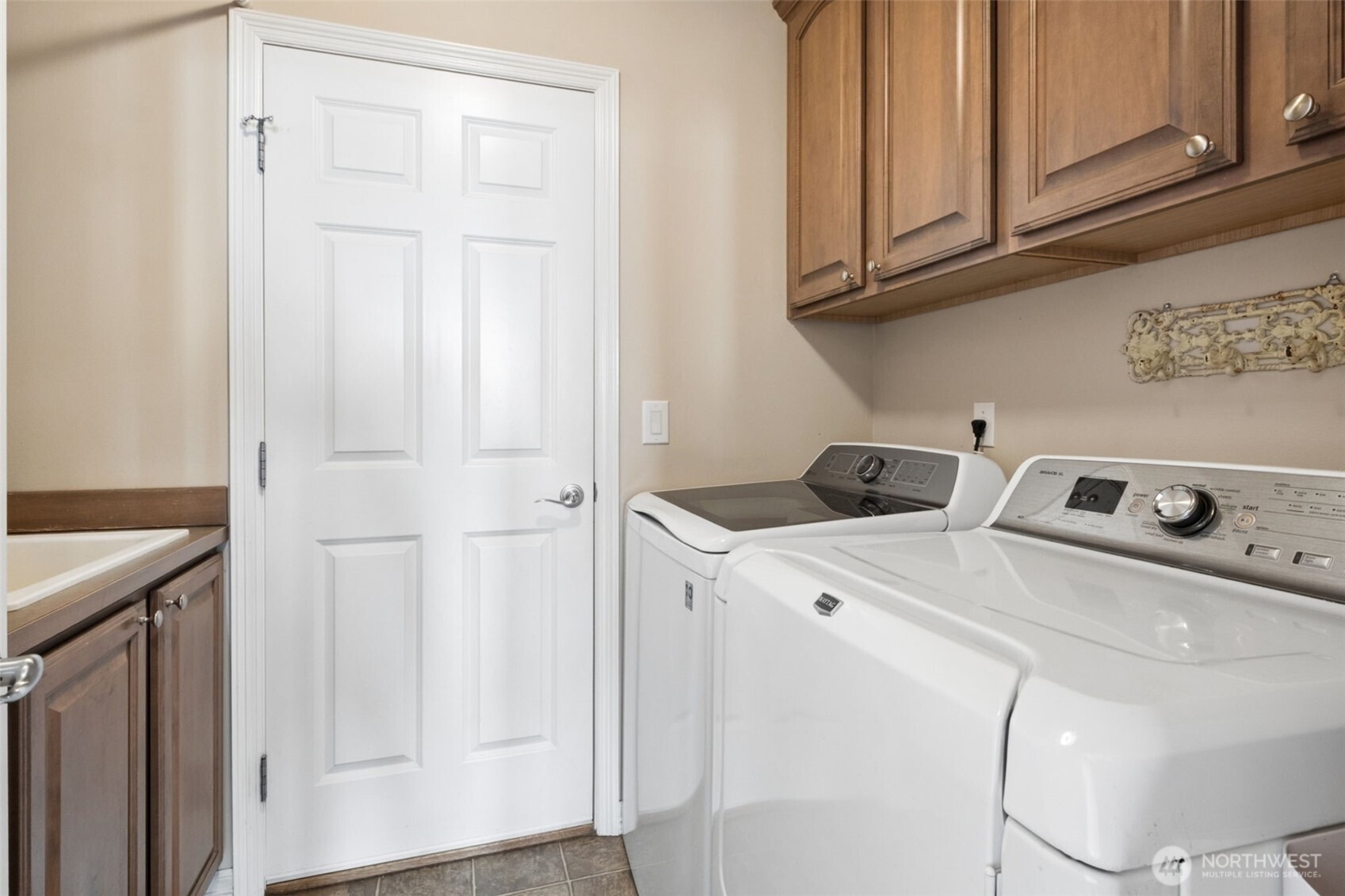 23834 Southeast 284th Street Maple Valley, WA 98038 - Photo 18 of 36