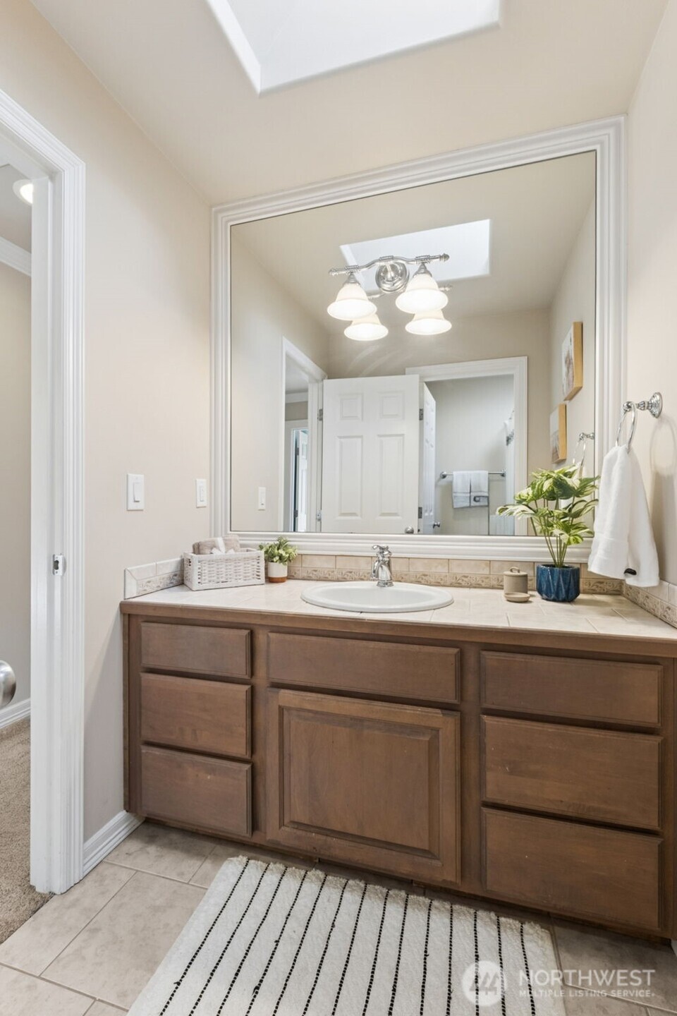 23834 Southeast 284th Street Maple Valley, WA 98038 - Photo 23 of 36