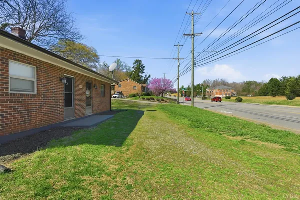 $129,900 | 831 Liberty Street, Martinsville, VA 24112