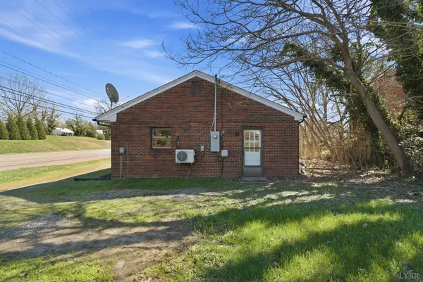 $129,900 | 831 Liberty Street, Martinsville, VA 24112