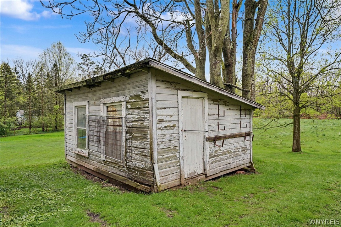 7098 North State Road Hamburg, NY 14075 - Photo 40 of 50
