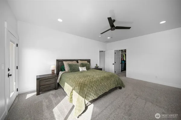 $1,249,000 | 885 Autumn Crest Drive, Wenatchee, WA 98801