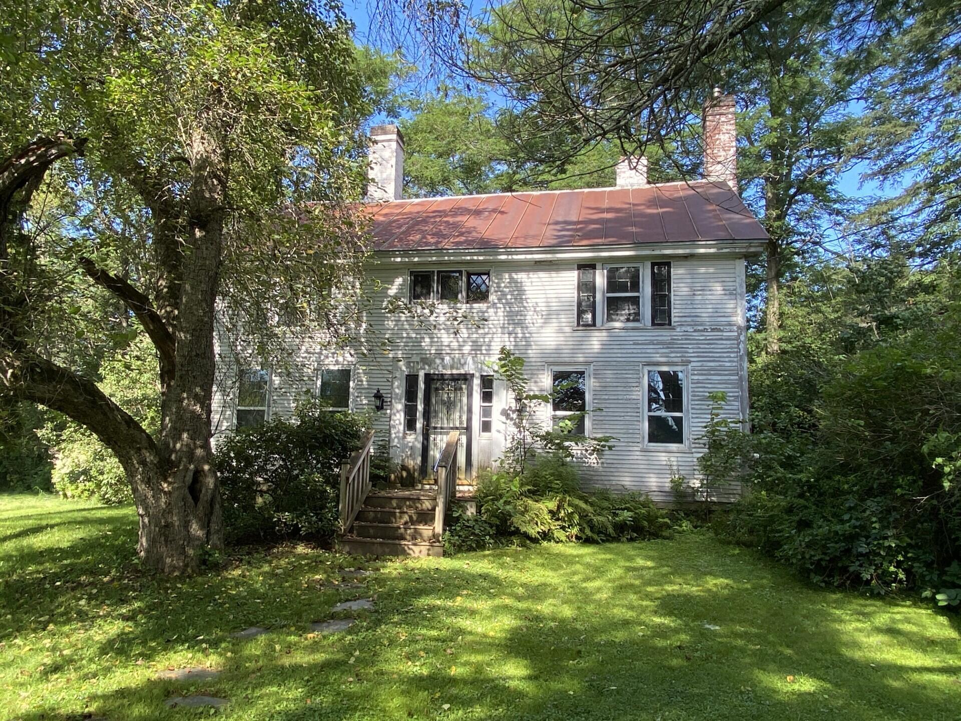 134 Mutton Lane Clinton, ME 04927 - Photo 3 of 38 Front of house towards the road