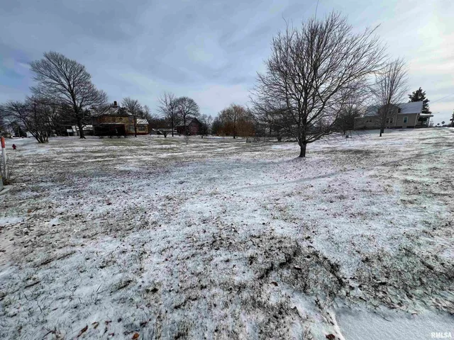 $14,900 | 300 East Main Street, Good Hope, IL 61438