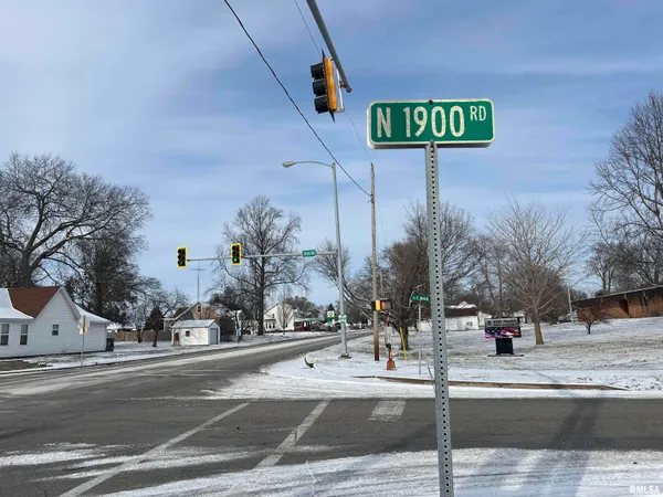 $14,900 | 300 East Main Street, Good Hope, IL 61438