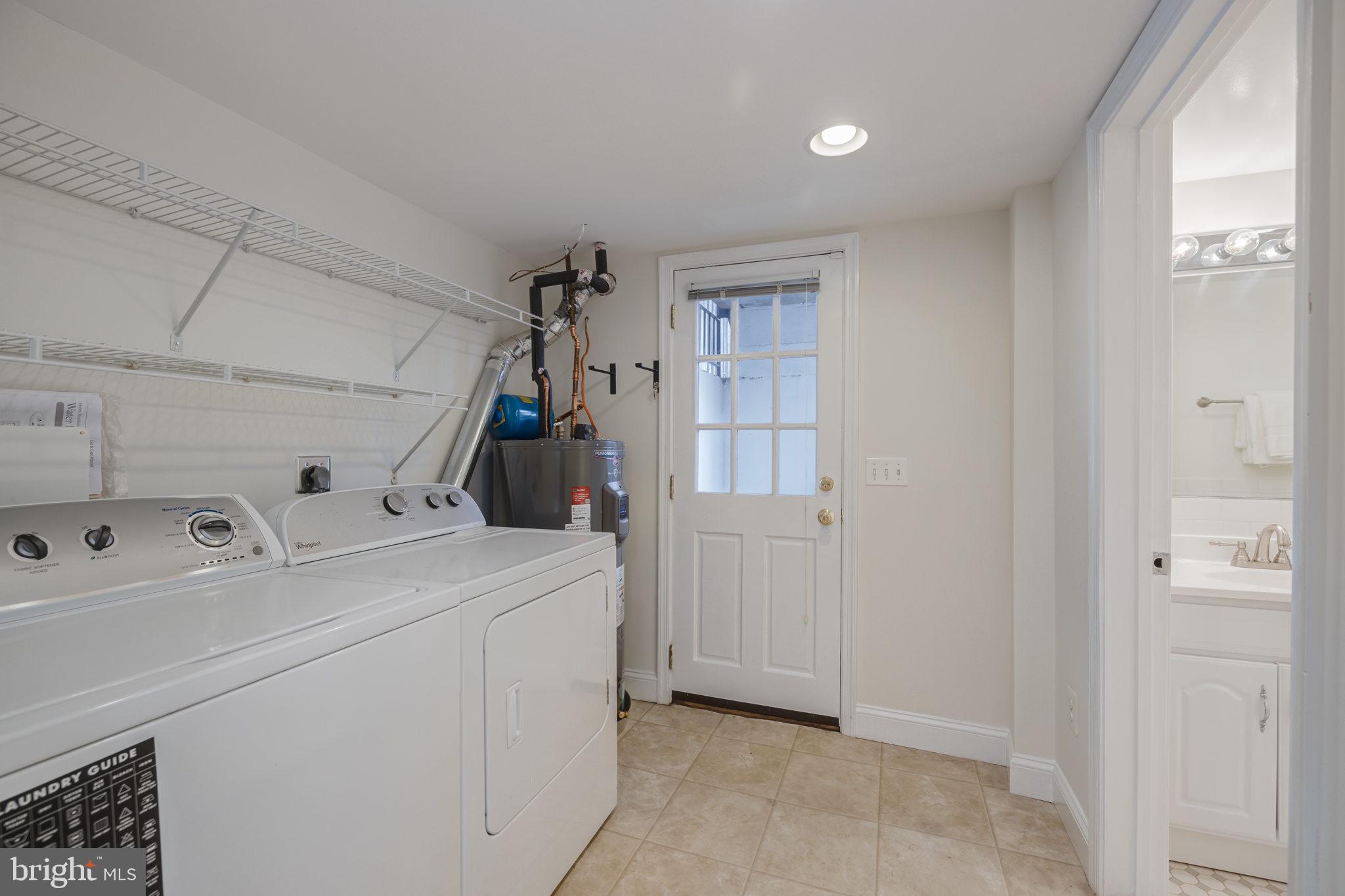 208 East Glebe Road, Unit A Alexandria, VA 22305 - Photo 10 of 16 Laundry/Utility