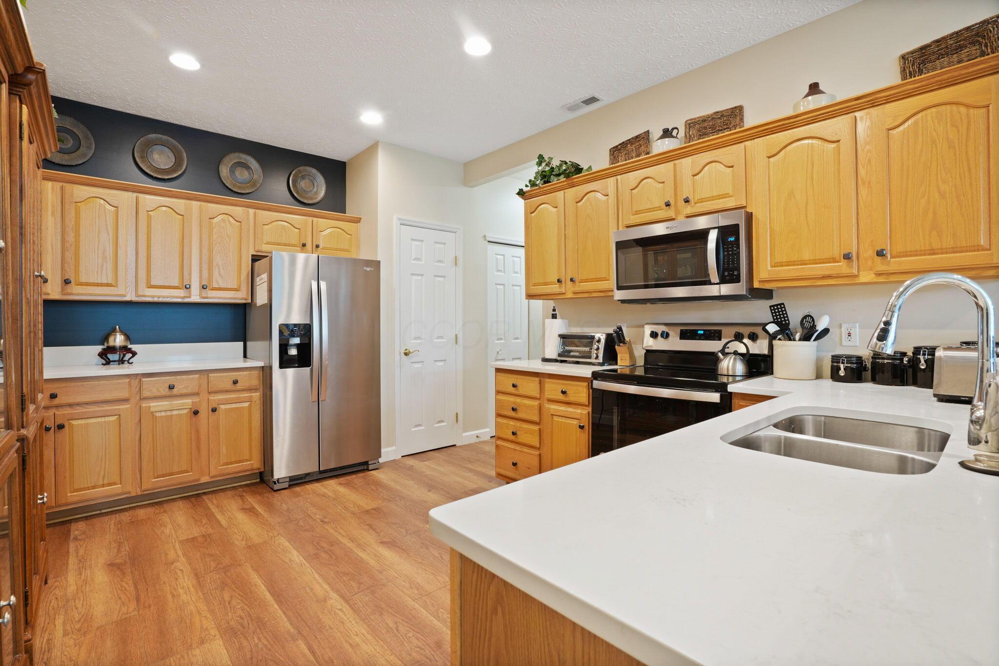 3757 Stoneway Point Powell, OH 43065 - Photo 13 of 27 16-web-or-mls-DSC01344