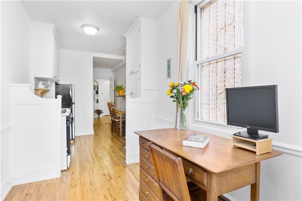 1409 Albemarle Road, Unit 1H Brooklyn, NY 11226 - Photo 4 of 10