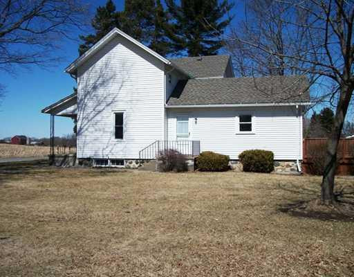 2221 Strieter Road Ann Arbor, MI 48103 - Photo 2 of 8 Photo 2