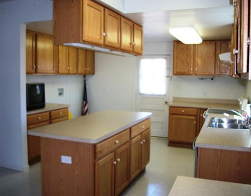 2221 Strieter Road Ann Arbor, MI 48103 - Photo 8 of 8 Photo 8