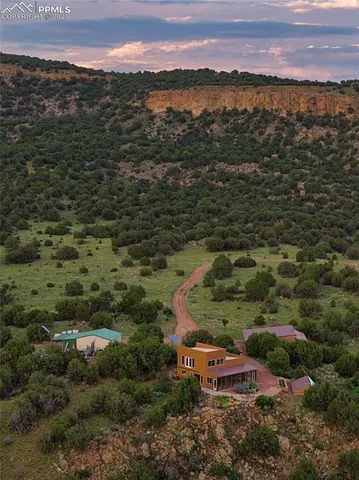 $725,000 | 18461 Highway 115, Penrose, CO 81240