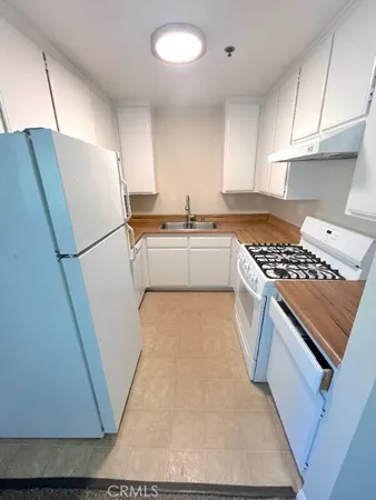 $2,595 | 248 West Avenida Palizada, Unit 5, San Clemente, CA 92672