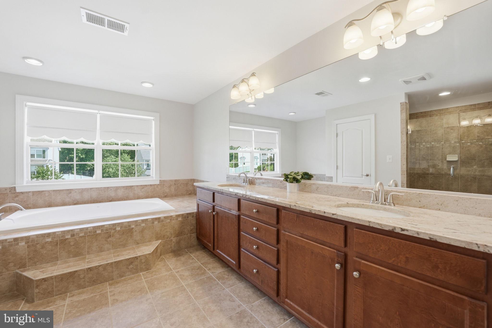 13060 Queen Chapel Road Woodbridge, VA 22193 - Photo 41 of 77 Double Vanity
