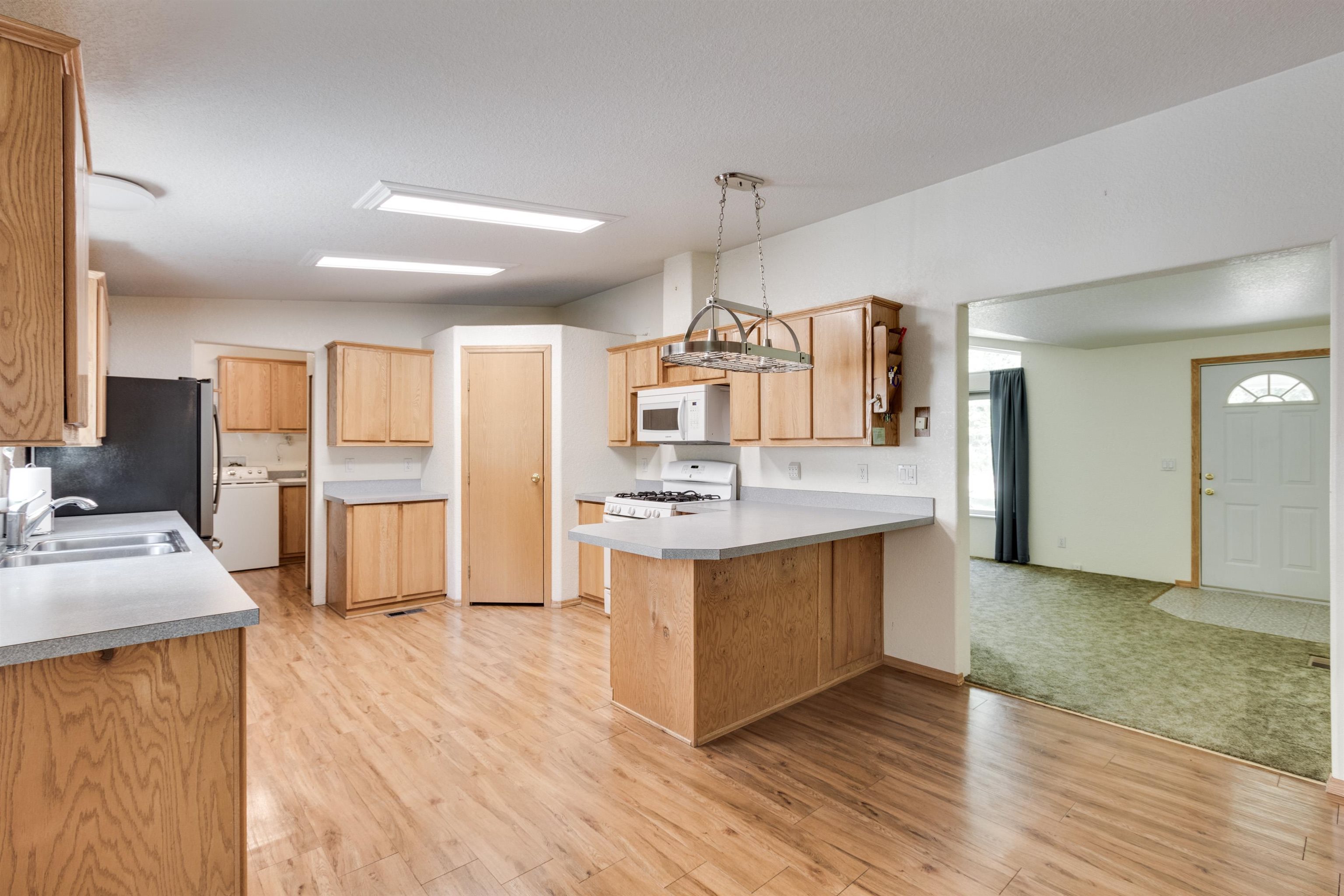 40139 Evan Road Loon Lake, WA 99148 - Photo 12 of 50