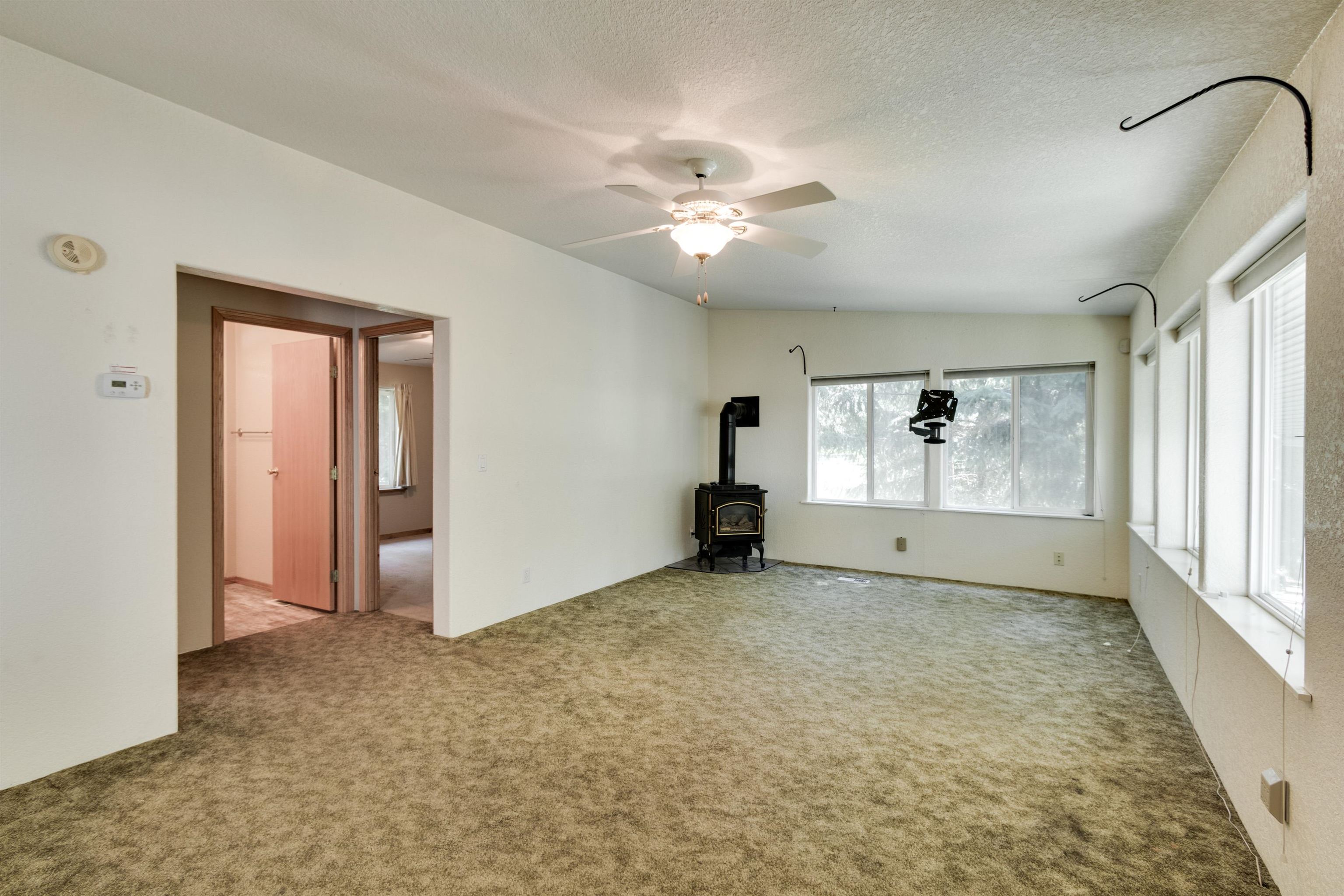 40139 Evan Road Loon Lake, WA 99148 - Photo 8 of 50