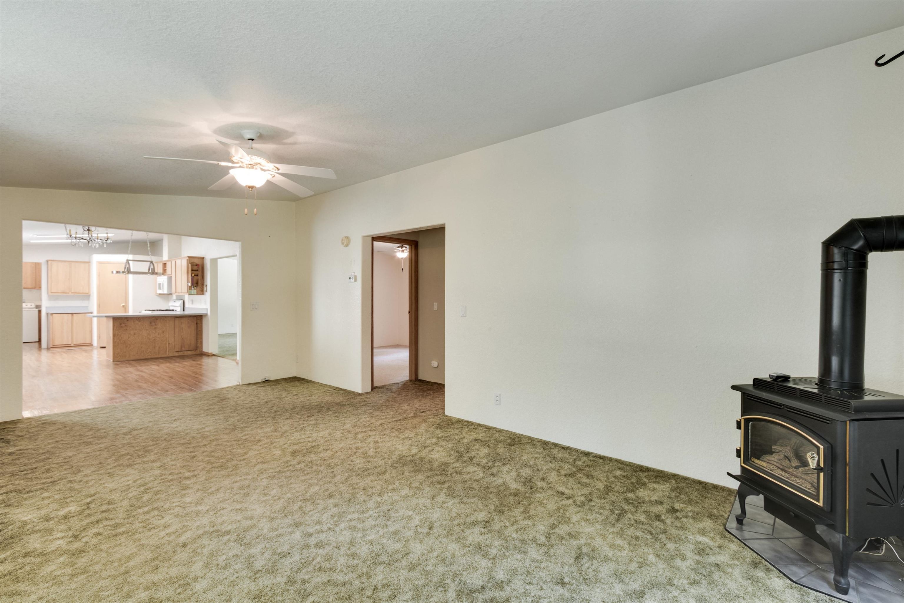 40139 Evan Road Loon Lake, WA 99148 - Photo 9 of 50