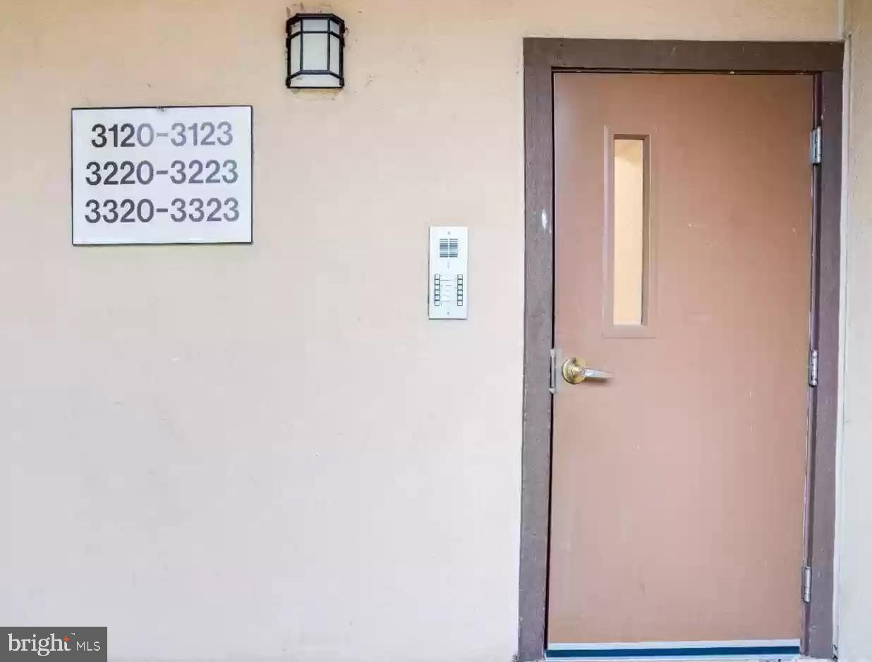 3121 Sayre Drive Princeton, NJ 08540 - Photo 2 of 10 a view of a hallway with elevator