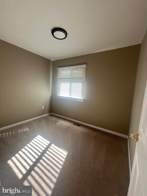 16 Brian Court, Unit 245 Gaithersburg, MD 20877 - Photo 12 of 22 a view of an empty room with a window