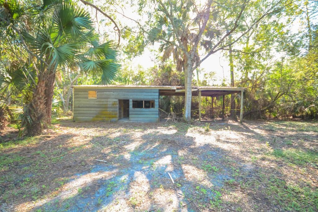 2789 G Road East Loxahatchee, FL 33470 - Photo 15 of 16 Work Shop