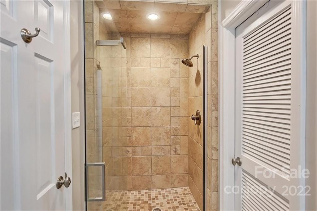 3021 Eastburn Road Charlotte, NC 28210 - Photo 31 of 48 a bathroom with a shower