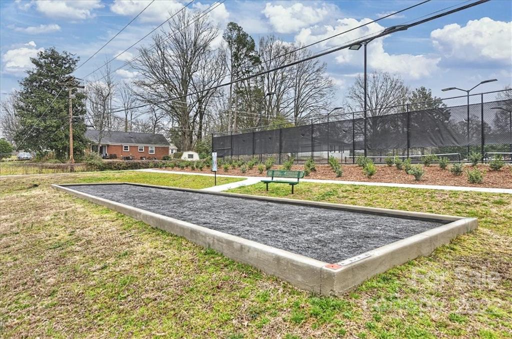 3021 Eastburn Road Charlotte, NC 28210 - Photo 44 of 48 a view of a backyard