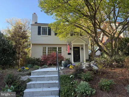 $1,800,000 | 4940 Butterworth Place Northwest, Washington, DC 20016